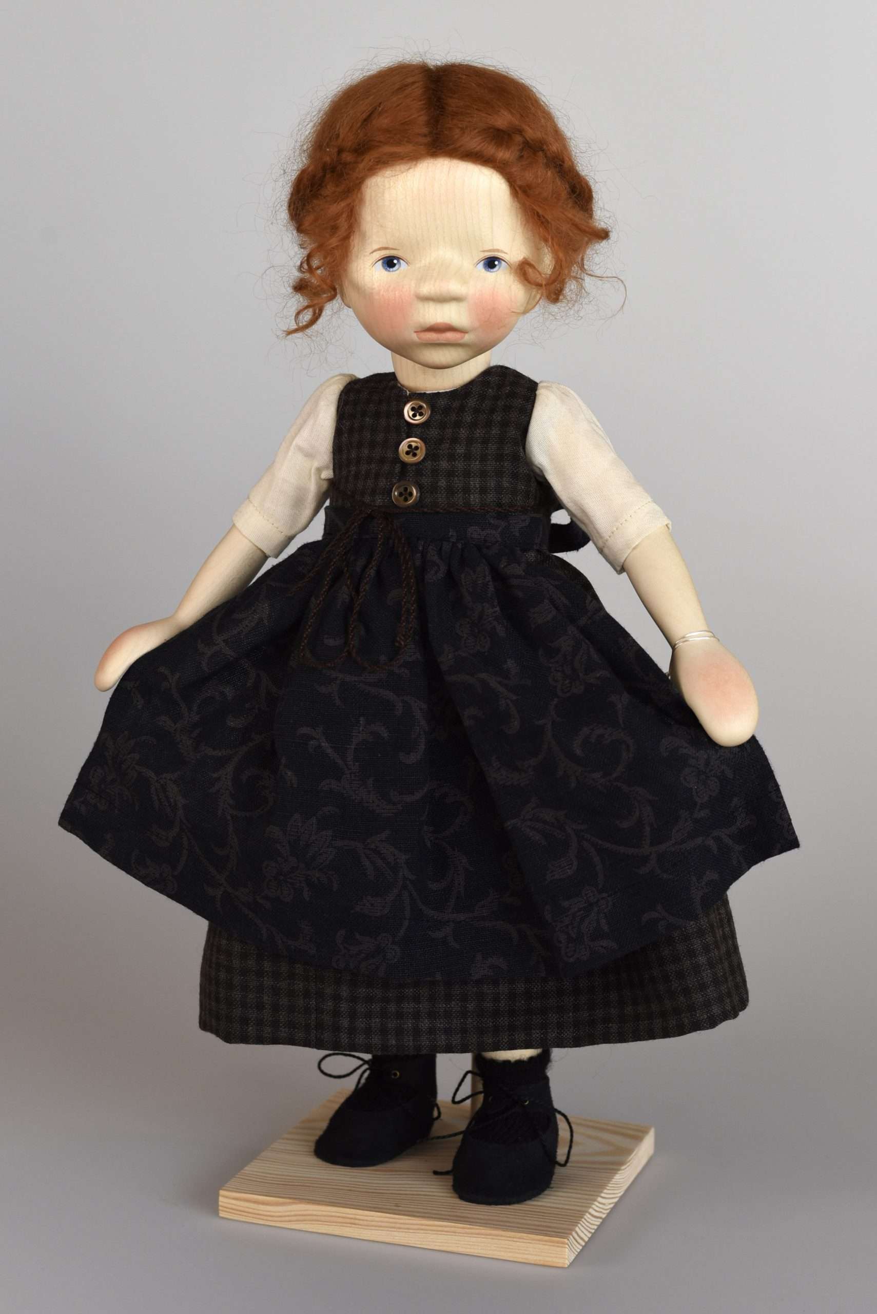 Wooden doll H391